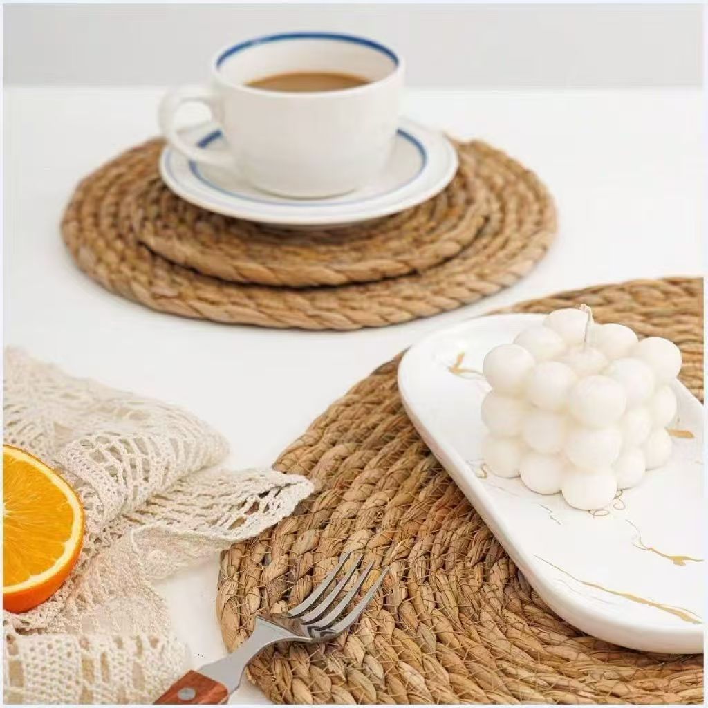 Handwoven Rattan Placemats - H - Outdoor Furniture Cafe recensie en prijs